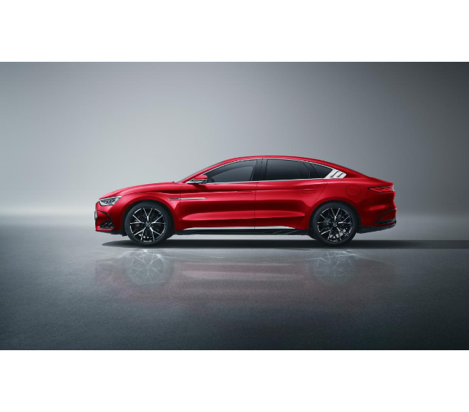 比亚迪发布汉家族四款全新车型，售价21.58万-32.98万元