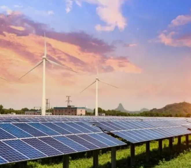 赵立坚：乌云遮挡不住太阳，美方栽赃、抹黑不了新疆光伏产业