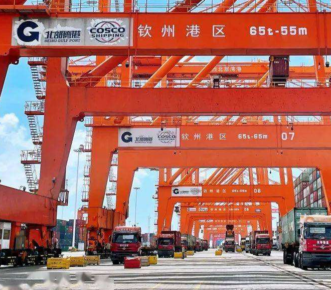 北部湾港油品吞吐量突破千万吨大关